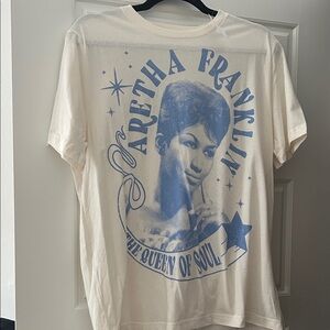 Old Navy Cream T-Shirt with Blue Graphic